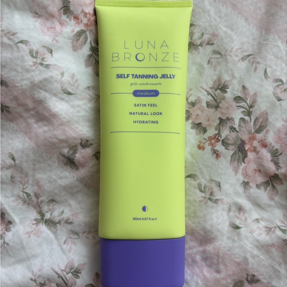Self Tanning Jelly - Medium - Green and Purple